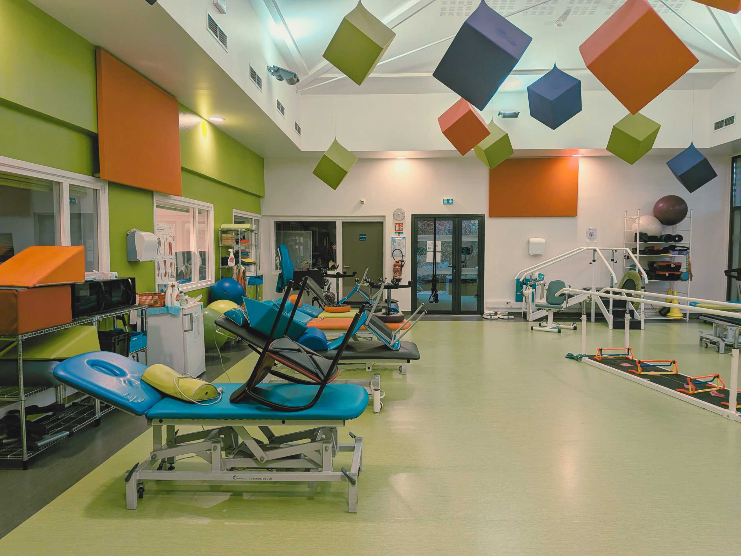 Salle de rééducation fonctionnelle du plateau technique SMR